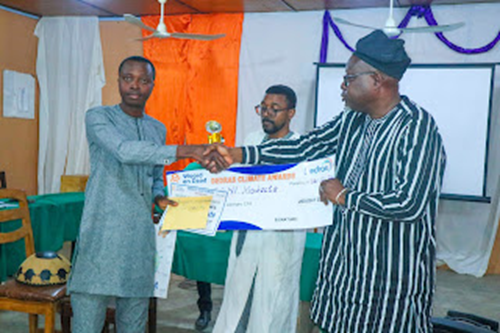 Dedras Climate Awards 2024 : Modeste Tolouwa-Nanyo ADANI décroche le 3e prix dans la catégorie audiovisuel